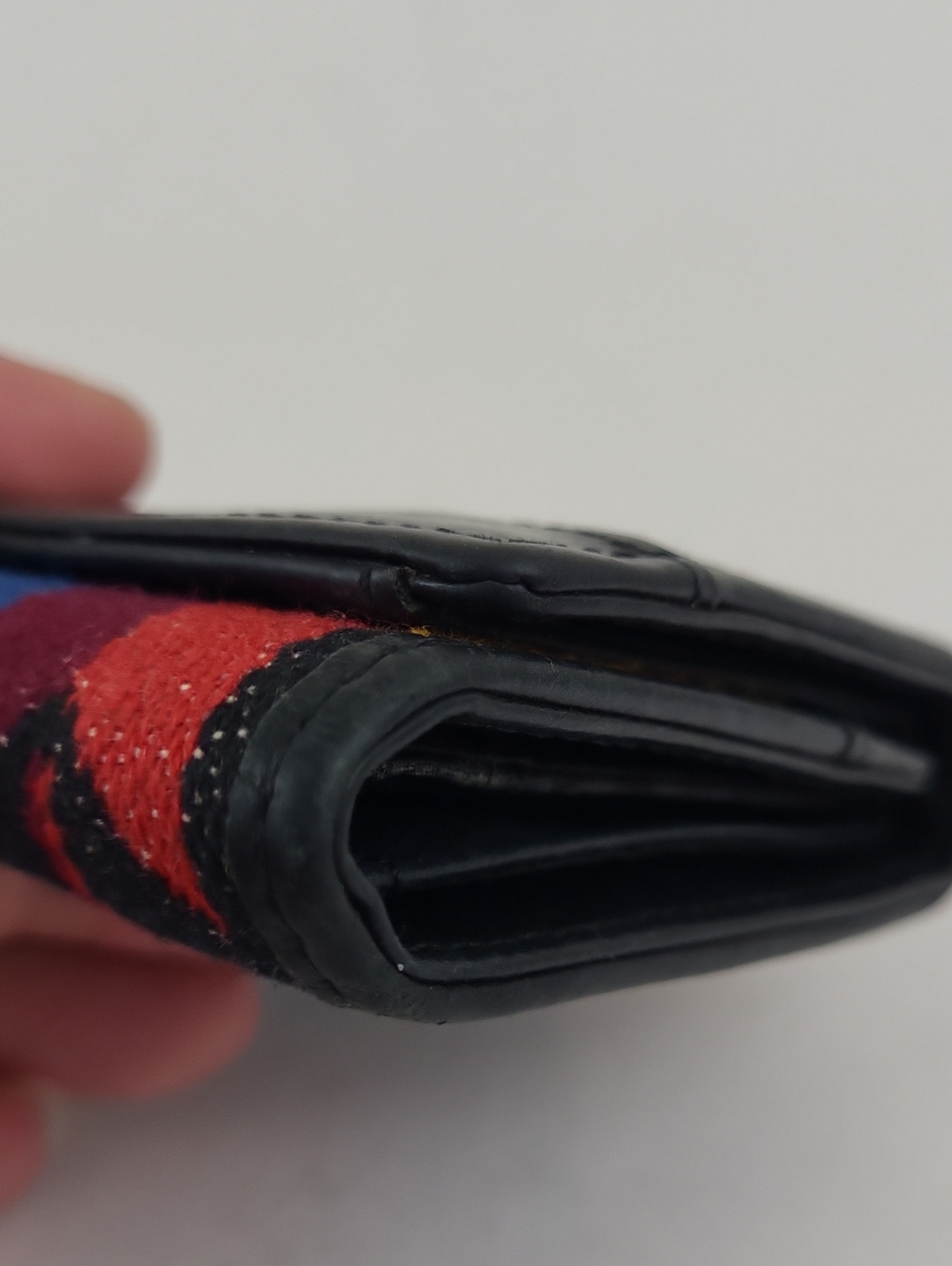 Pendleton Trifold Wallet - Picture 13 of 16